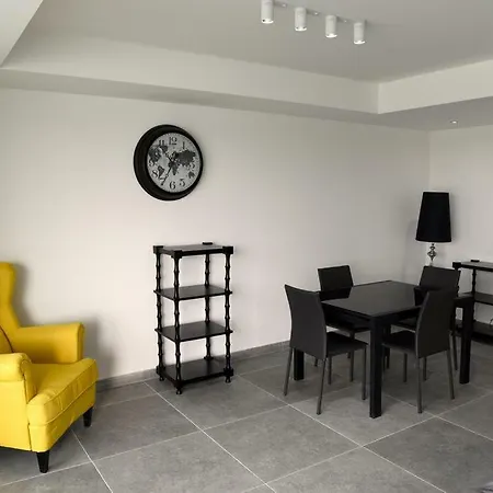 Apartment 9